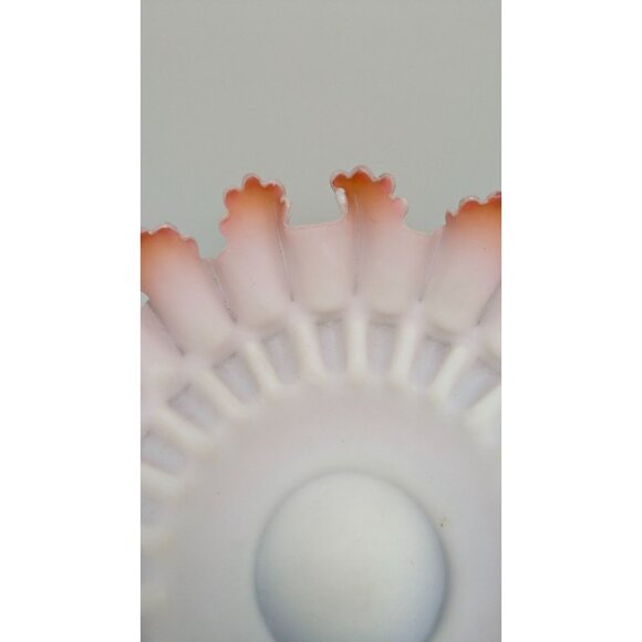 Victorian Satin Pink Glass Ruffled Edge Bowl Brides Basket Centerpiece Vintage - Picture 16 of 16